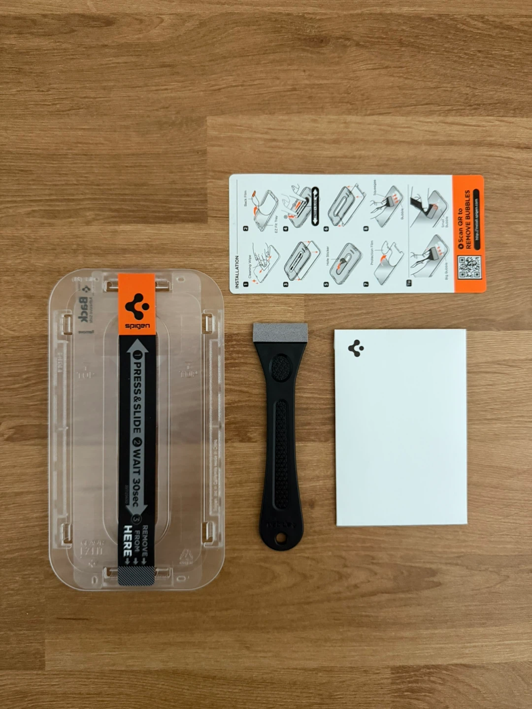 iPhone Glass Screen Protector - Spigen - photo 2