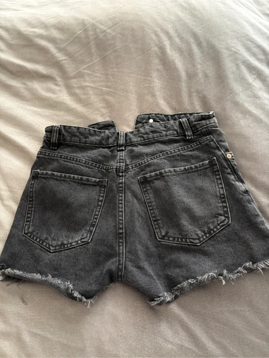 Zara Black Denim Distressed Shorts - photo 2