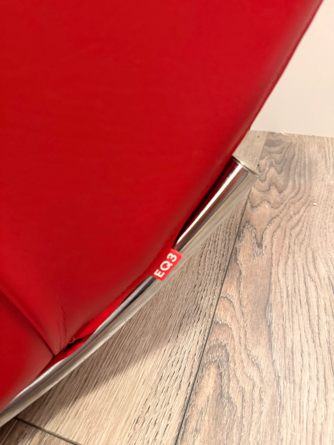 EQ3 “James” Rocking Chair – Red Vinyl – Modern Sculptural Accent - photo 4