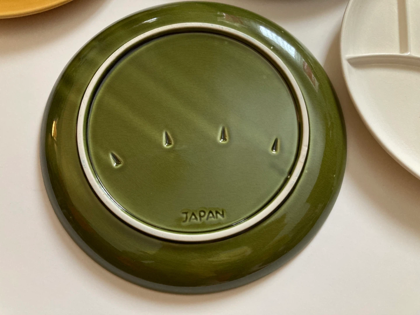 Set of 4 Vintage Divided Ceramic Plates - STILL IN BOX - photo 4