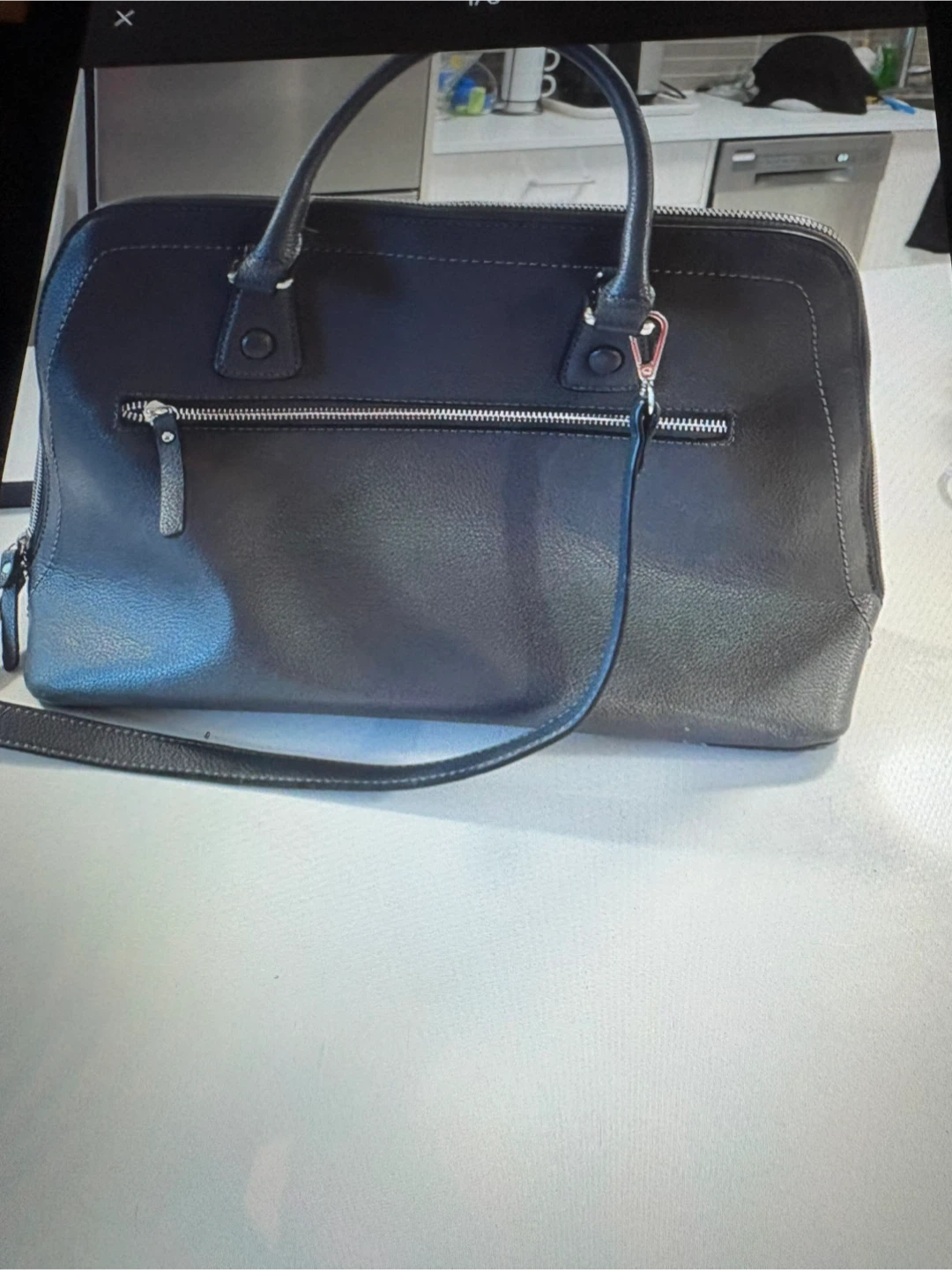 Sac à main en cuir noir Brown