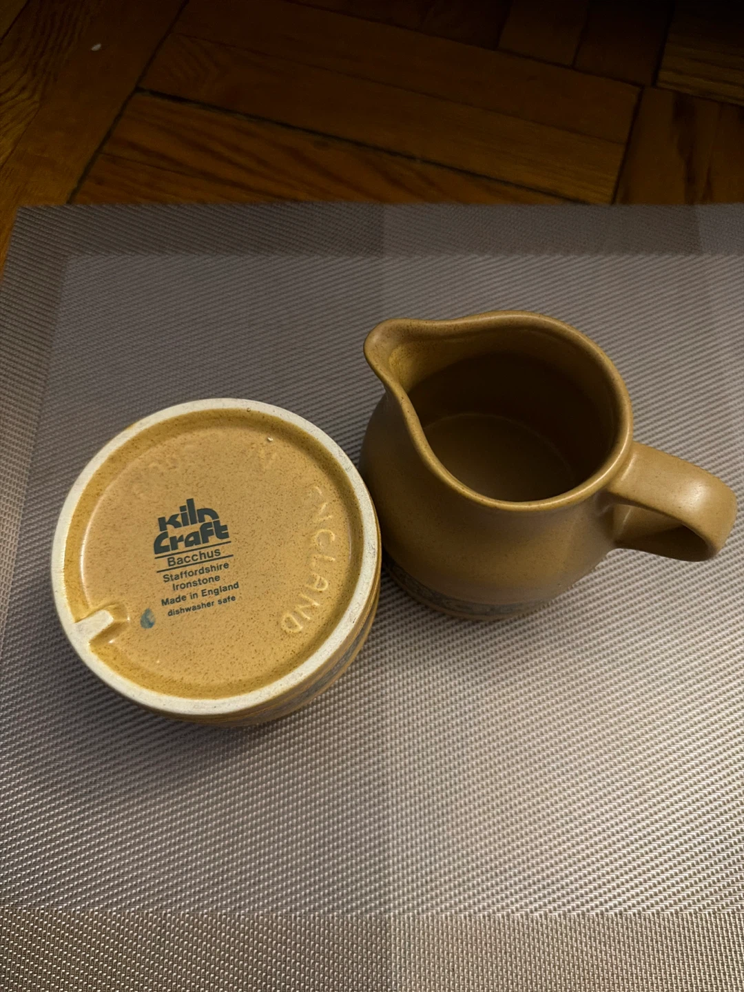 Vintage Kiln Craft "Bachus" Creamer and Sugar Bowl Set - photo 2