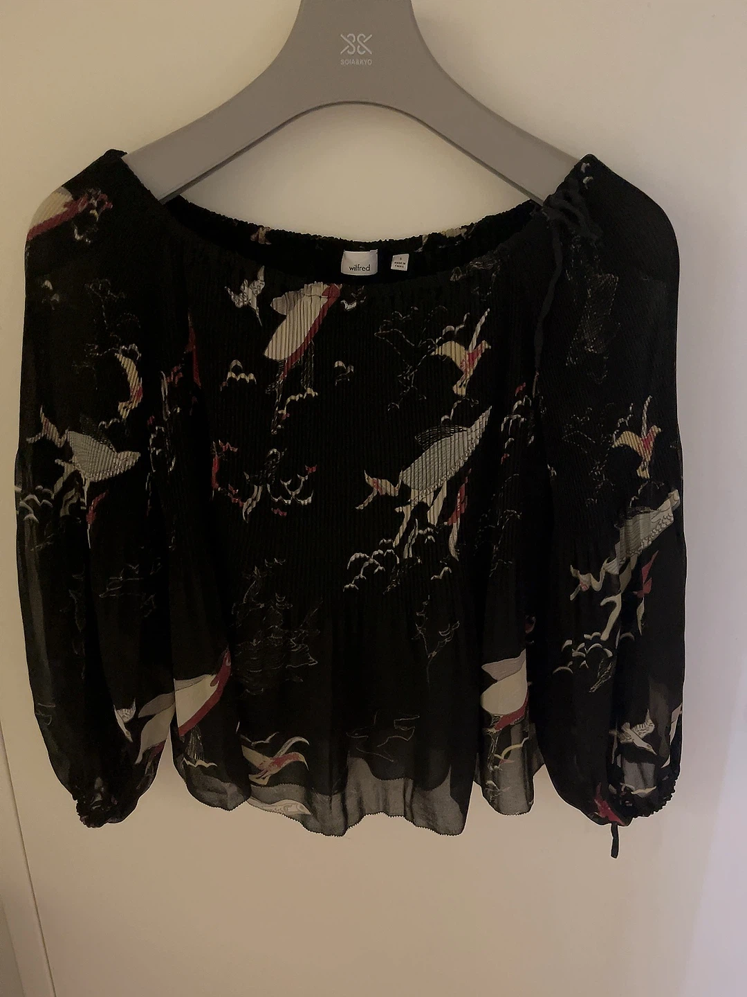 Wilfred Black Floral Pleated Blouse
