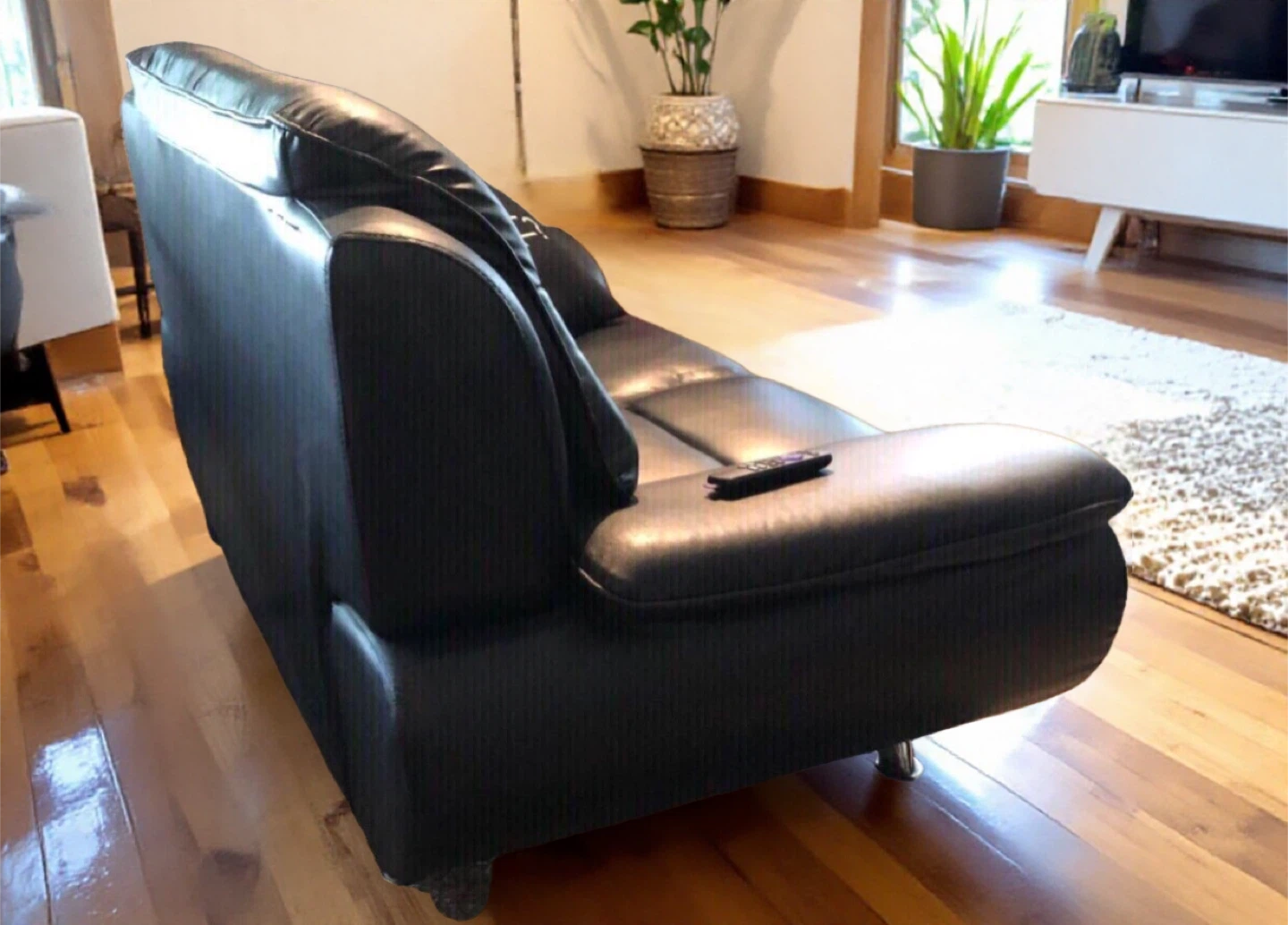 Modern Black Loveseat - photo 2