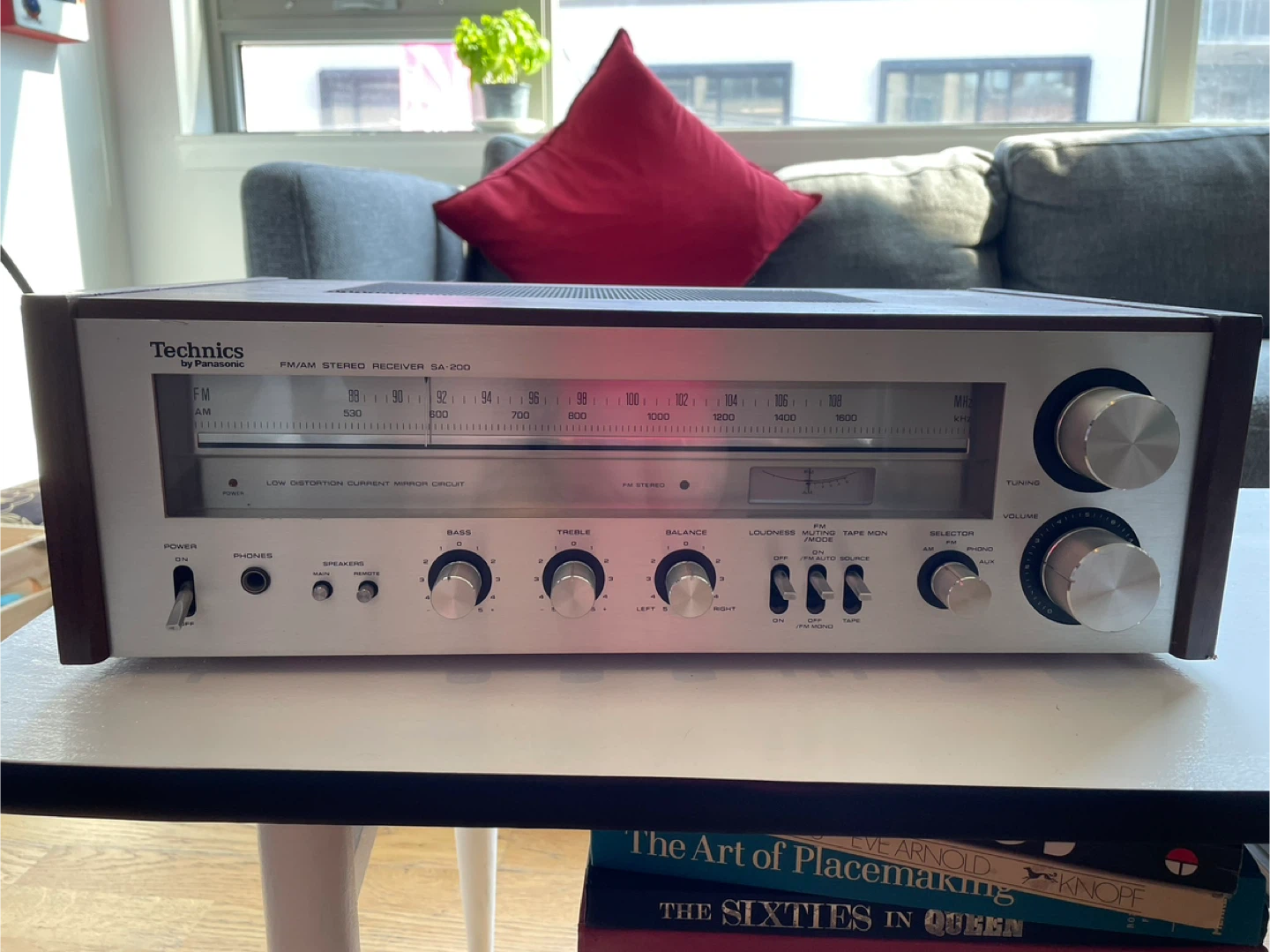 Technics SA-200 FM/AM Stereo Receiver and Technics turntable