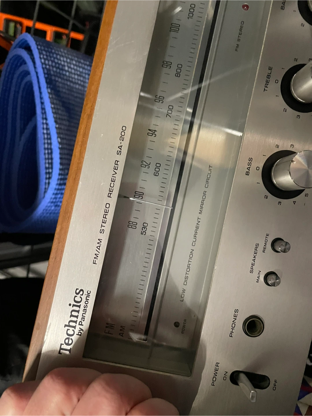 Technics SA-200 FM/AM Stereo Receiver and Technics turntable - photo 2