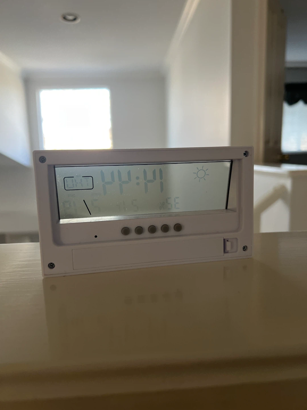 Battery powered digital clock - photo 2