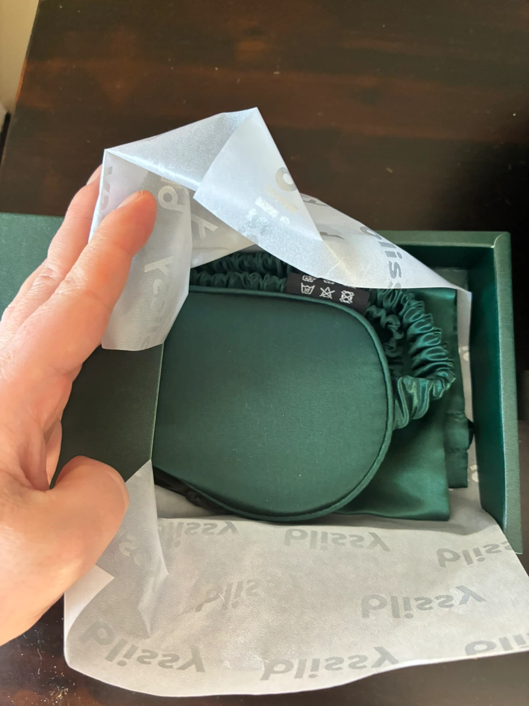 Blissy 100% Pure Mulberry Silk Sleep Mask - Emerald - photo 3