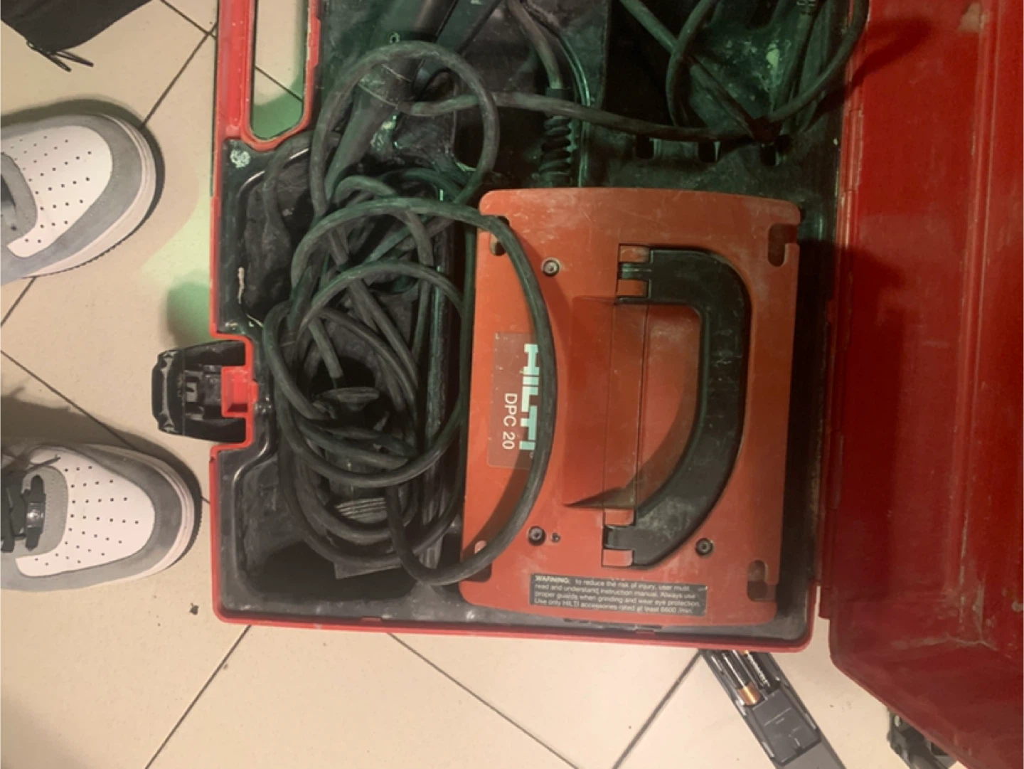 Hilti DPC 20 Diamond Cut-Off Saw