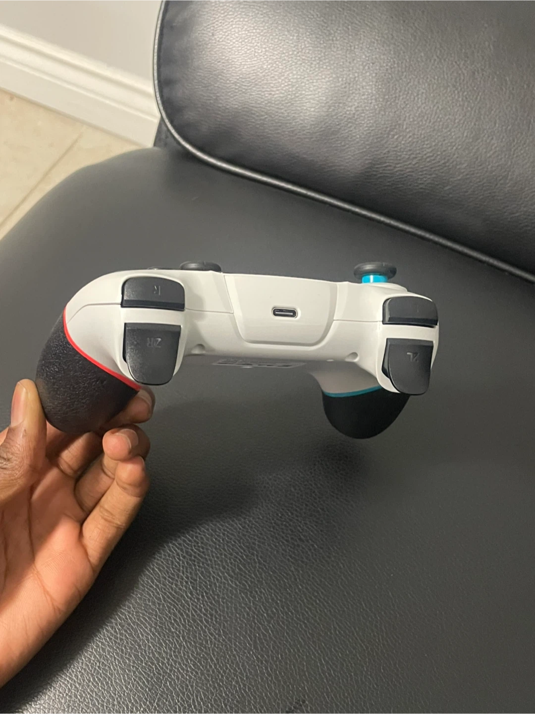 White Wireless Controller for Nintendo Switch - photo 3