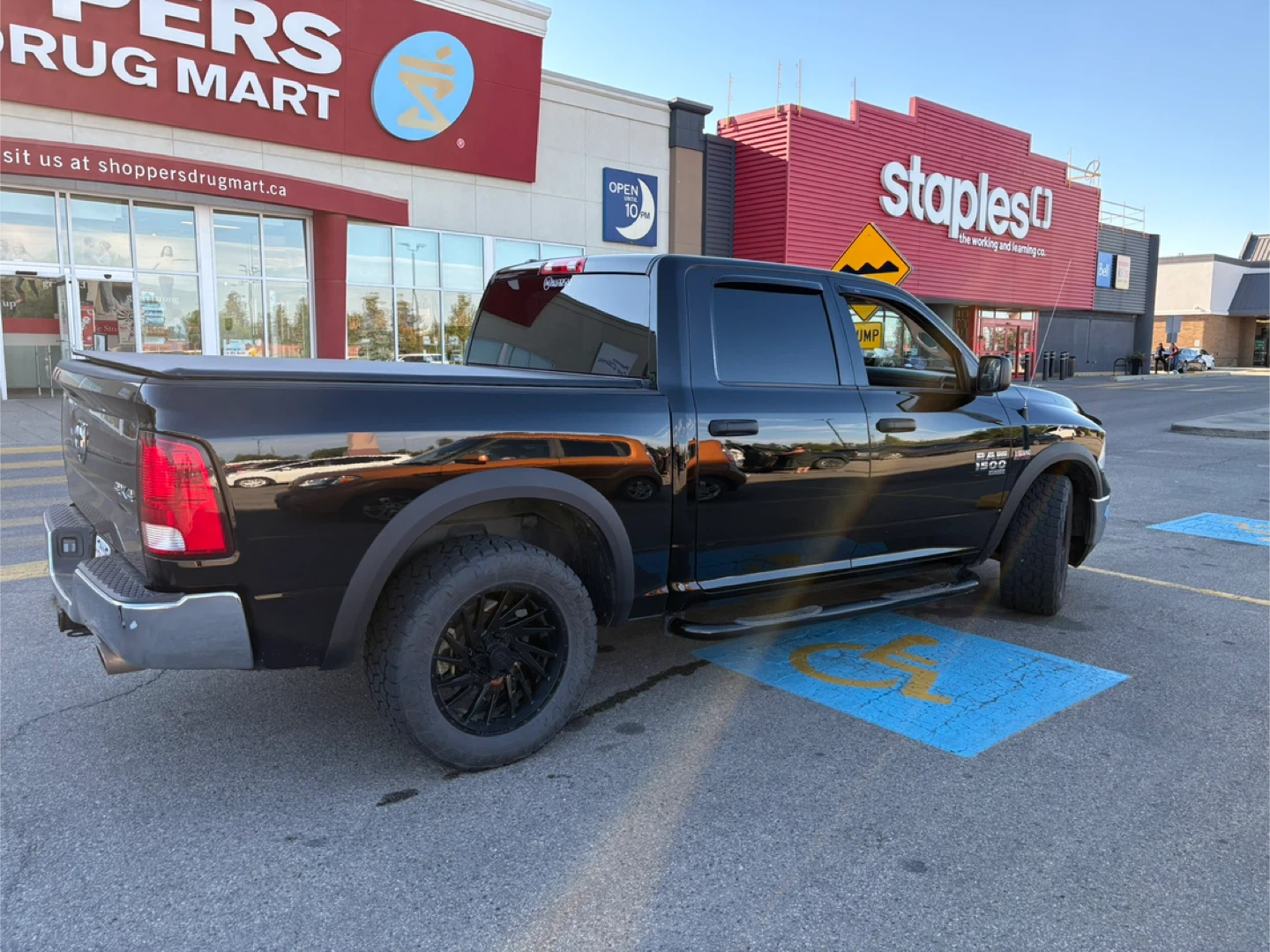 Toyo Open Country A/T III Tires (33x12.50R20LT) - photo 3