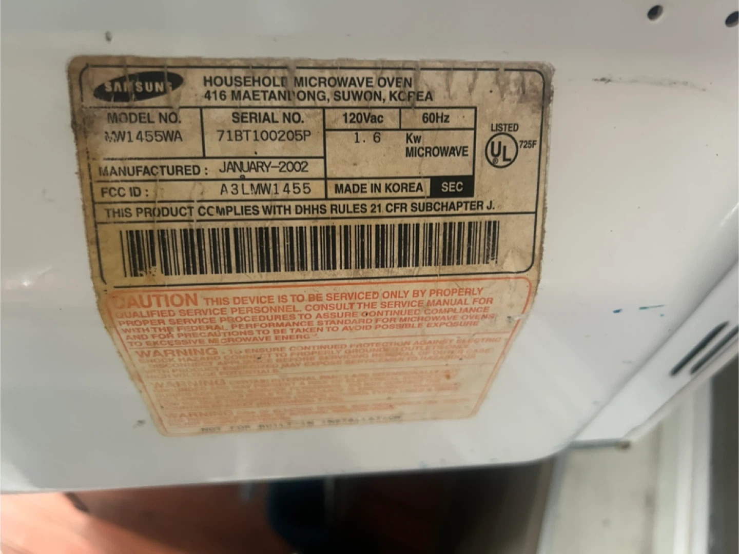 Bundle for $50 mini fridge & microwave - photo 4