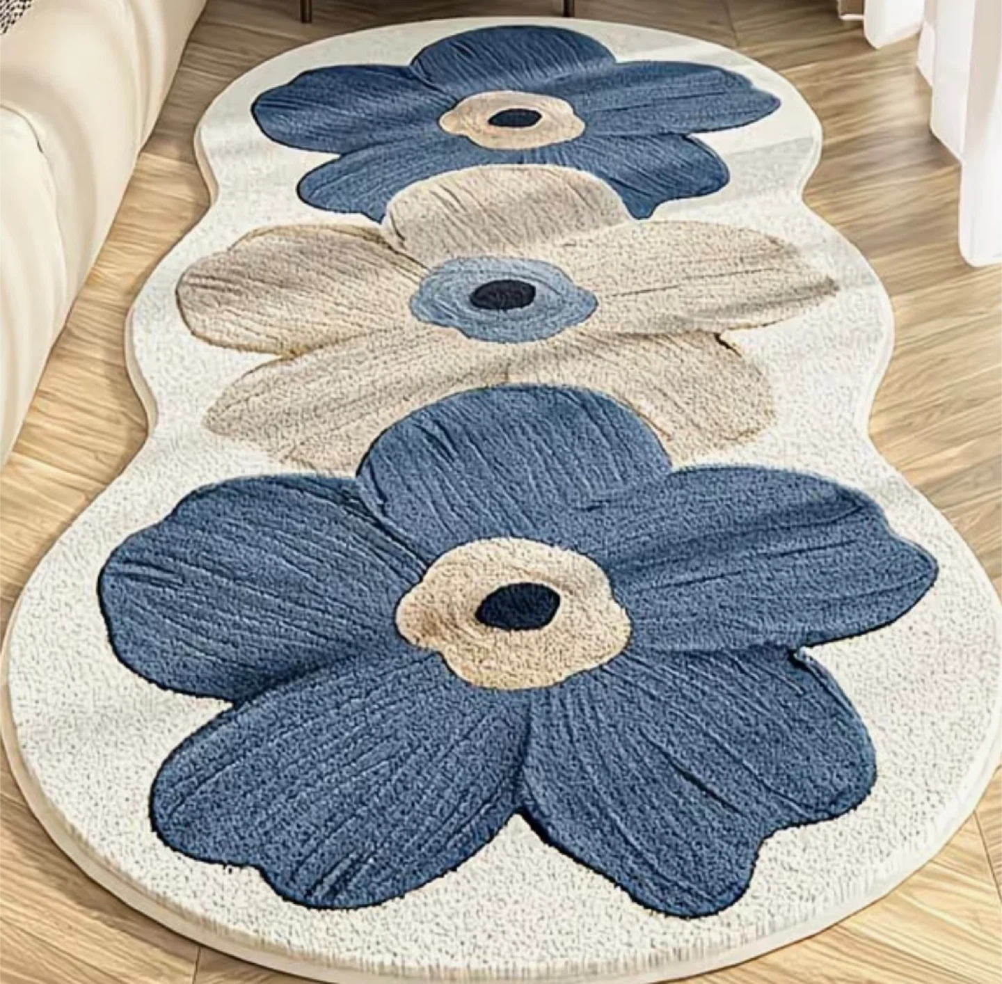 Flower Accent Rug - Blue & Beige - photo 2