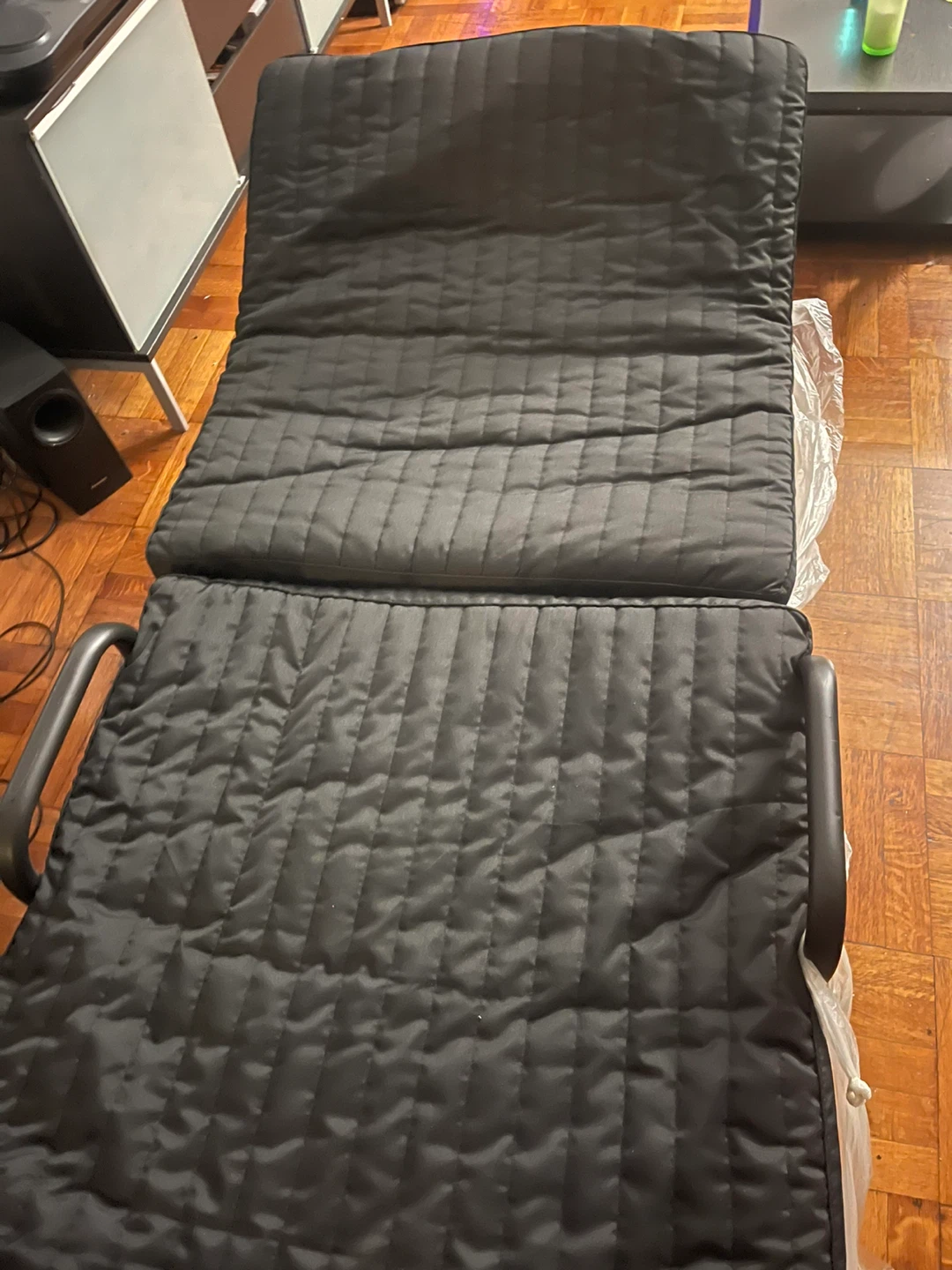 Folding Bed With Mattress and Wheels. - photo 2