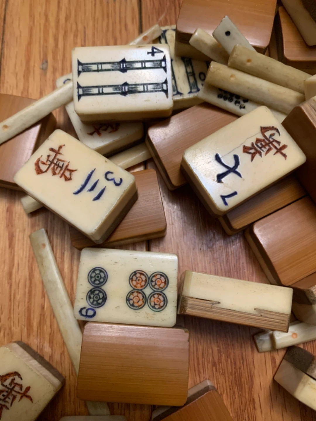 Vintage Bamboo and Bone Mahjong Tiles Set - photo 2