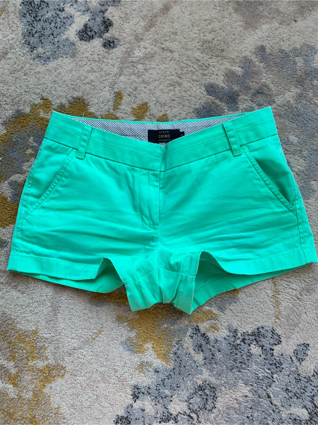 J. Crew Chino Shorts 💚