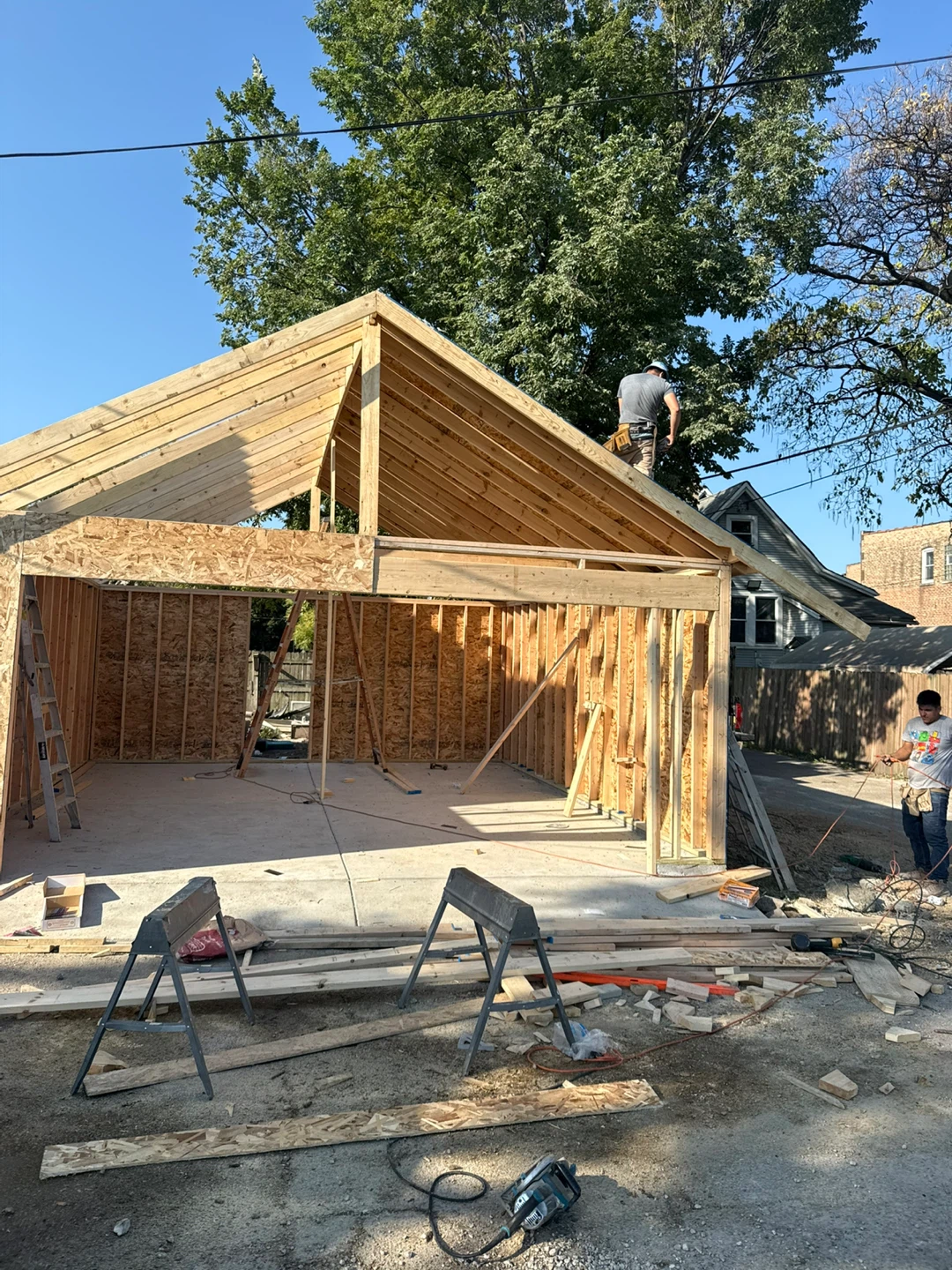 New concrete ,driway,  fence, new garage an replace - photo 5