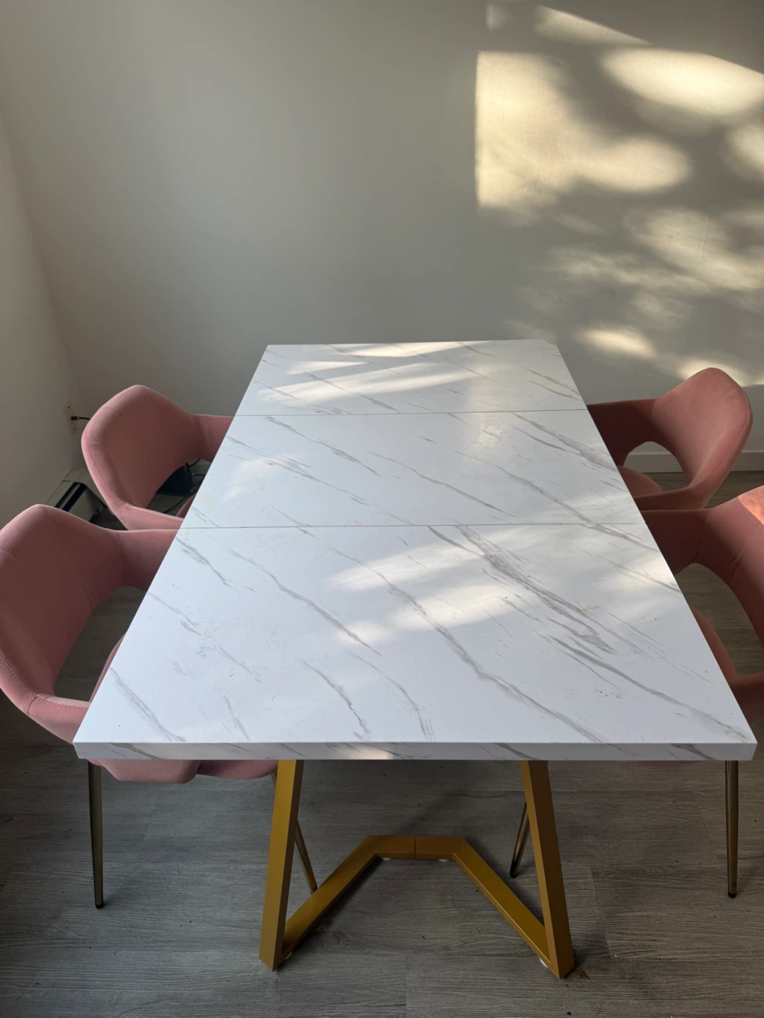 Marble Dining Table Set with 4 Pink Velvet Chairs - photo 2
