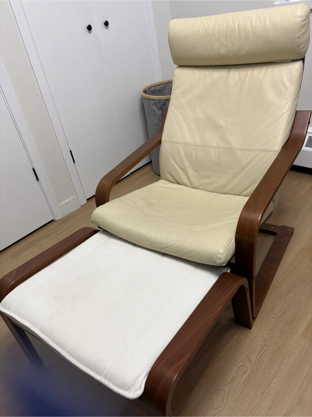 Leather Chair with Ottoman