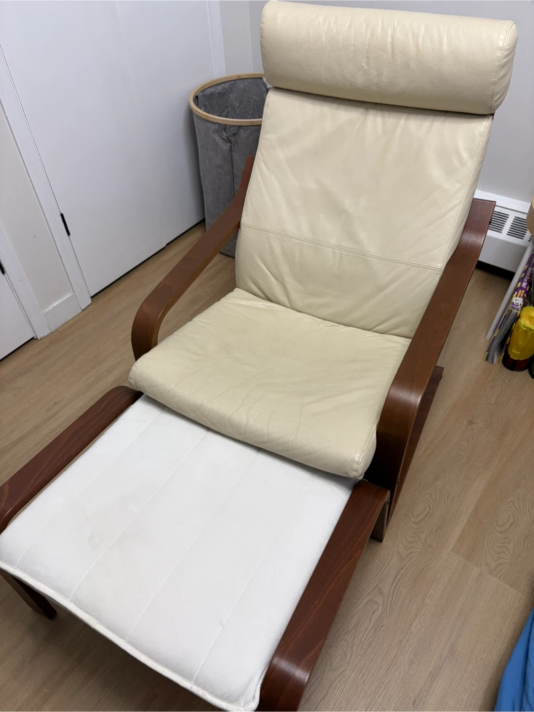 Leather Chair with Ottoman - photo 2