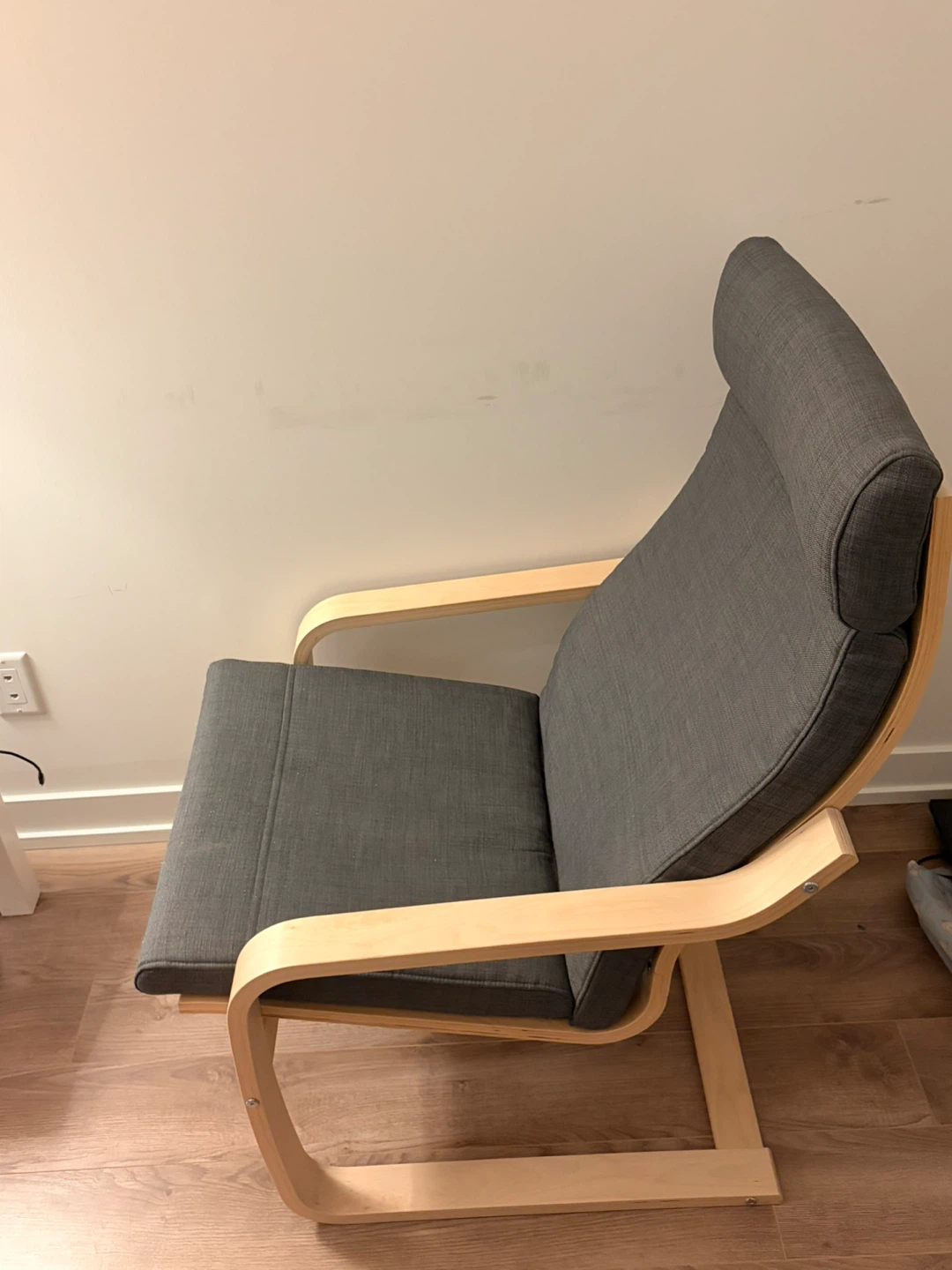 IKEA Poäng Chair - Dark Grey (704.928.48)