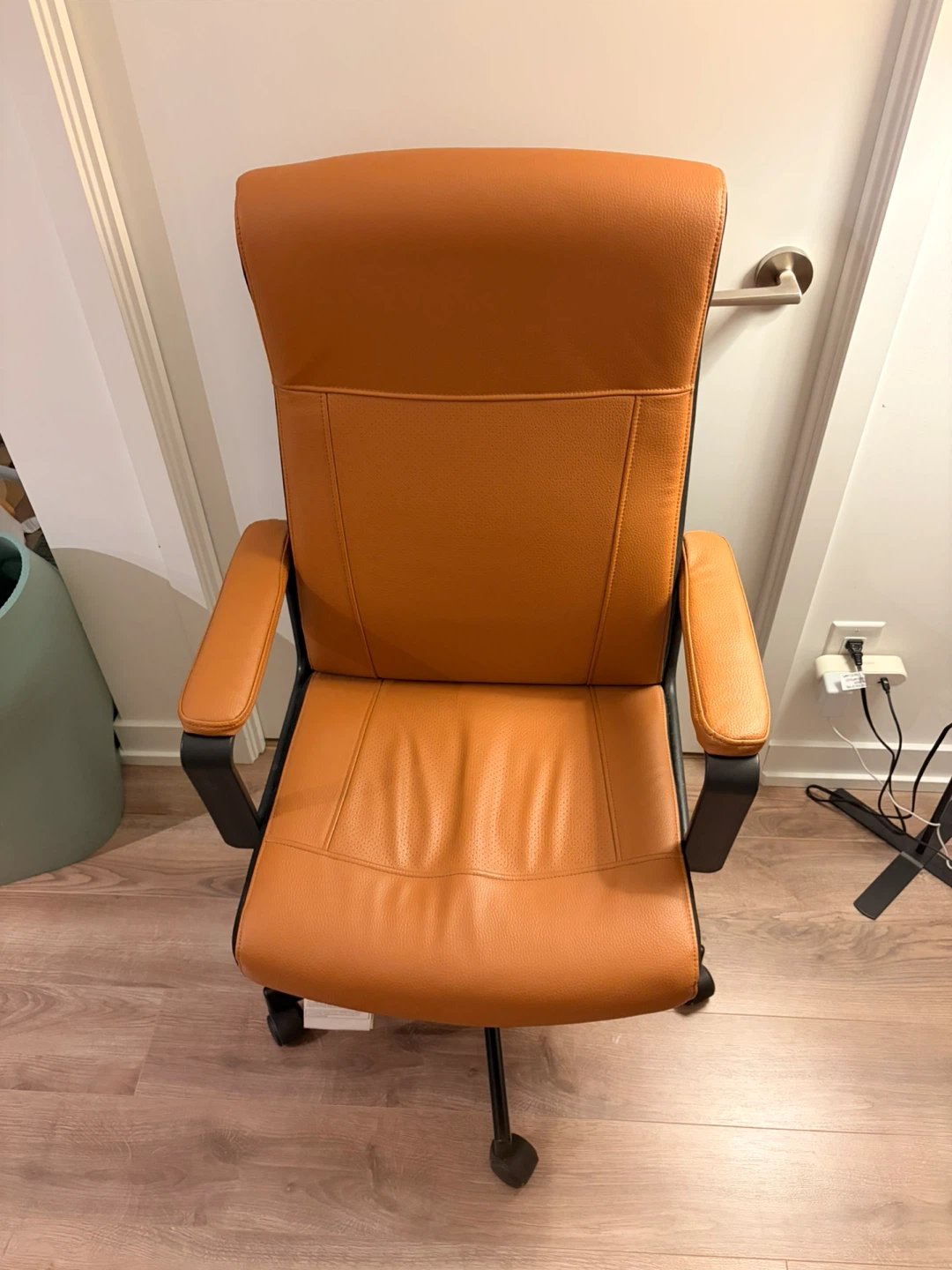 IKEA Millberget Brown Faux Leather Office Chair - photo 4