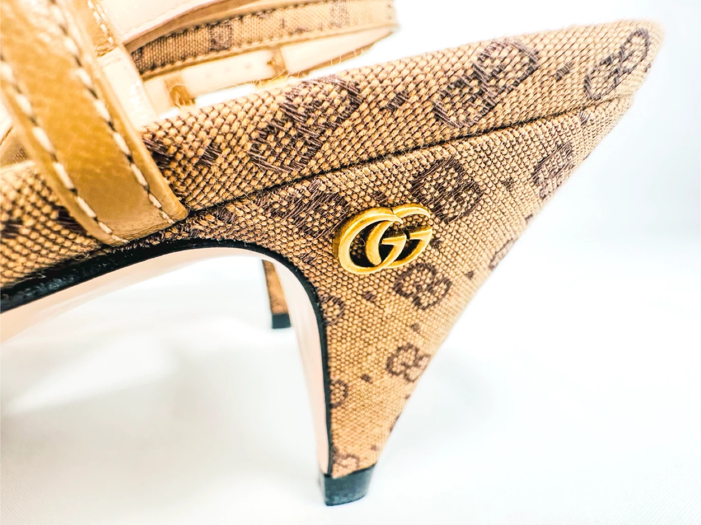 Gucci GG Marmont Backstrap Slingback Pumps 36 EU NIB - photo 5