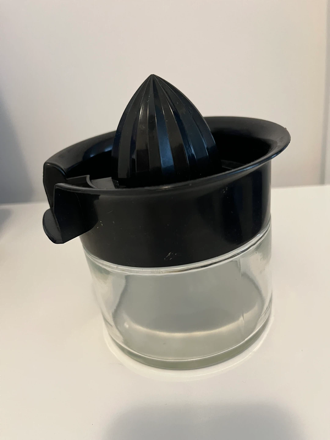 Glass Citrus Juicer