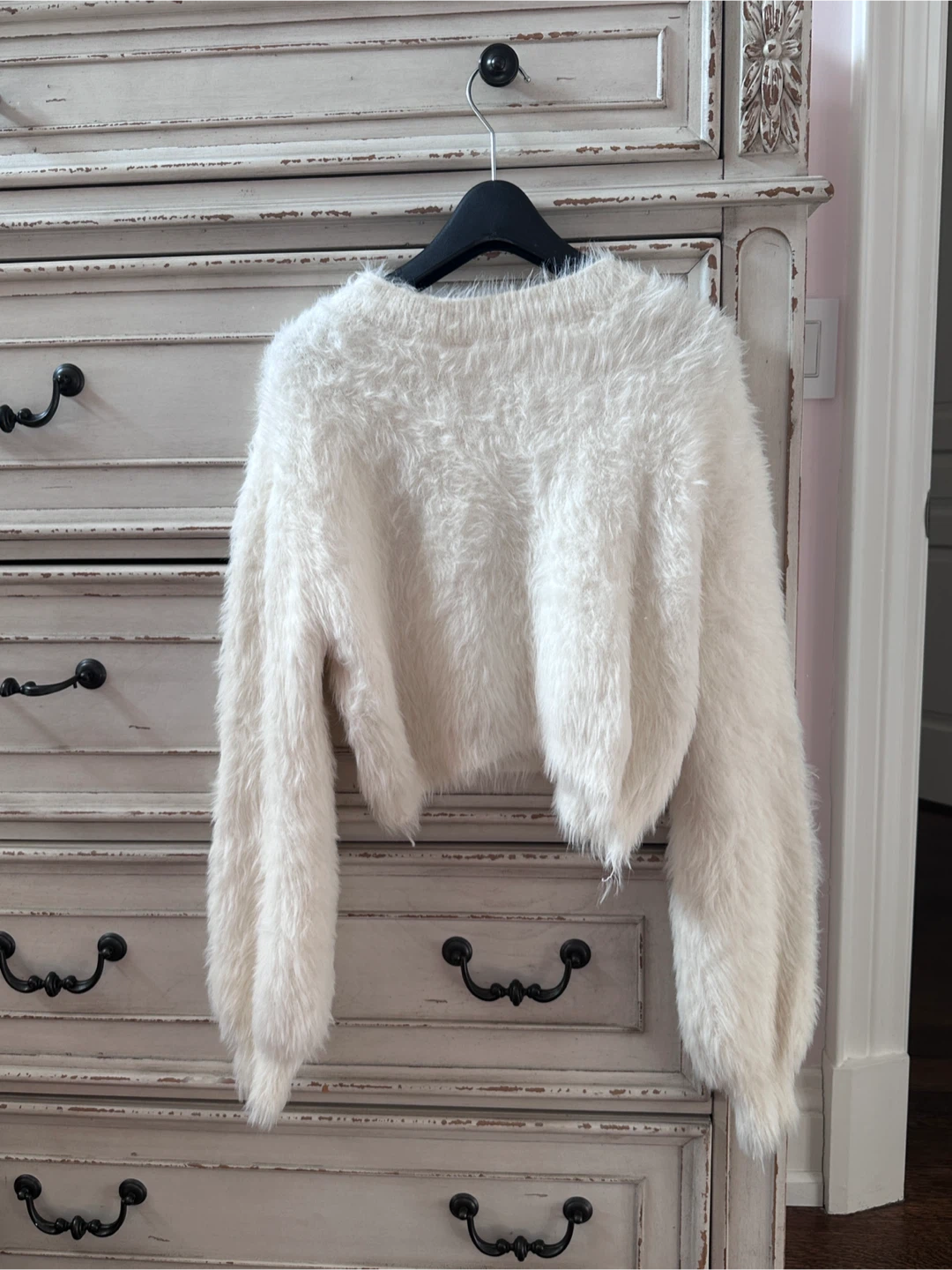 Brand New- Fuzzy Cropped Sweater - photo 2