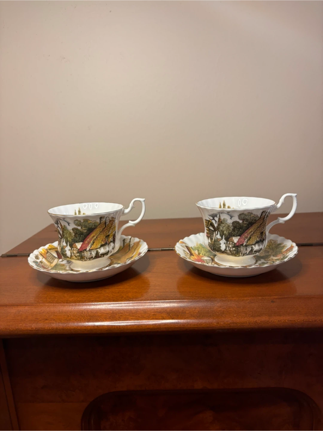Royal Albert Teacup & Saucer Country Village - Mint