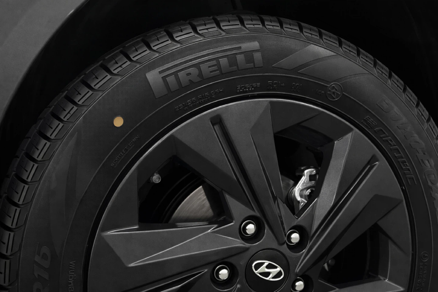 4 16" Hyundai Alloy Wheels +  Tires - photo 2