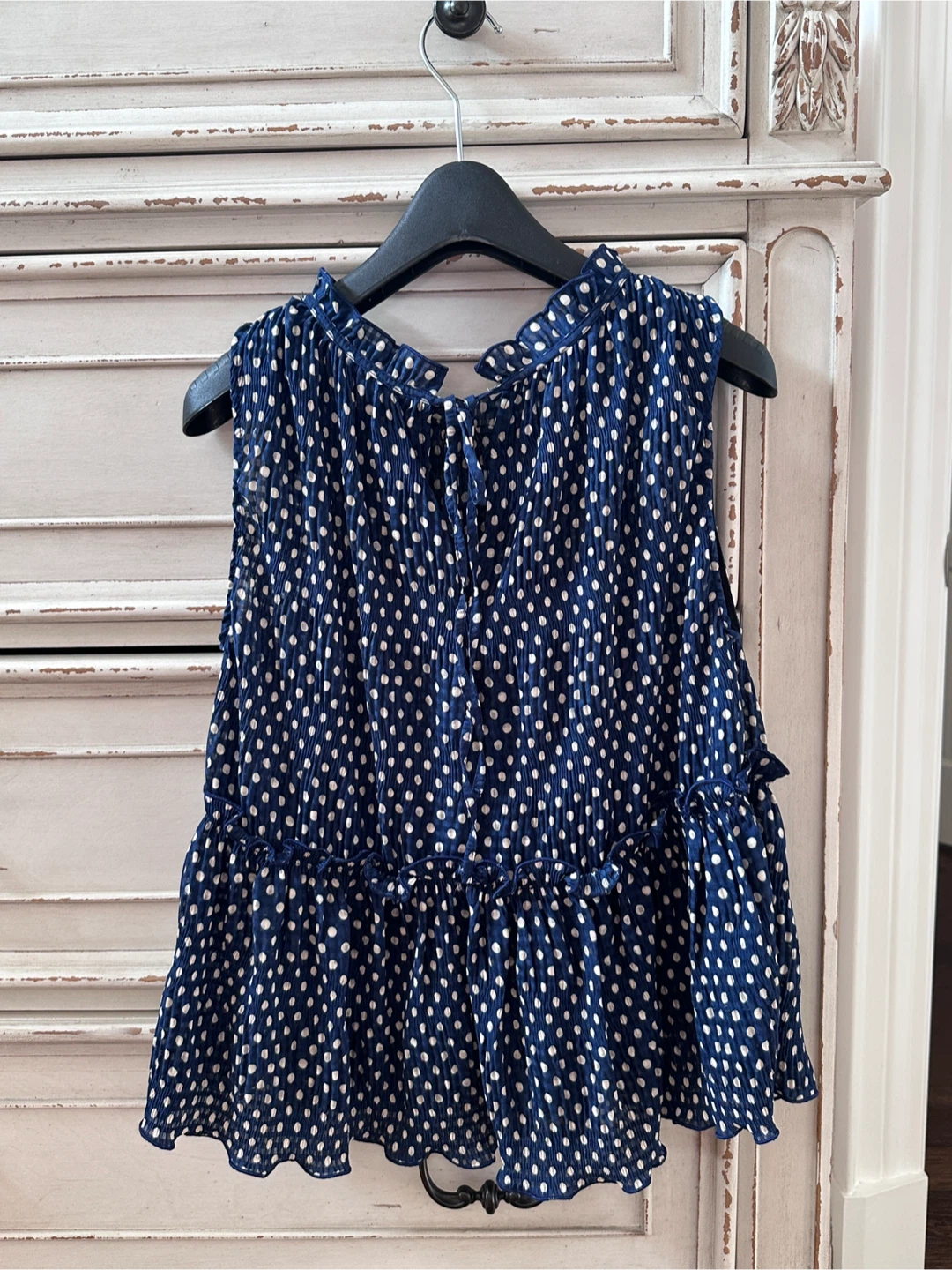 Blue and White Polka Dot Sleeveless Blouse - photo 2