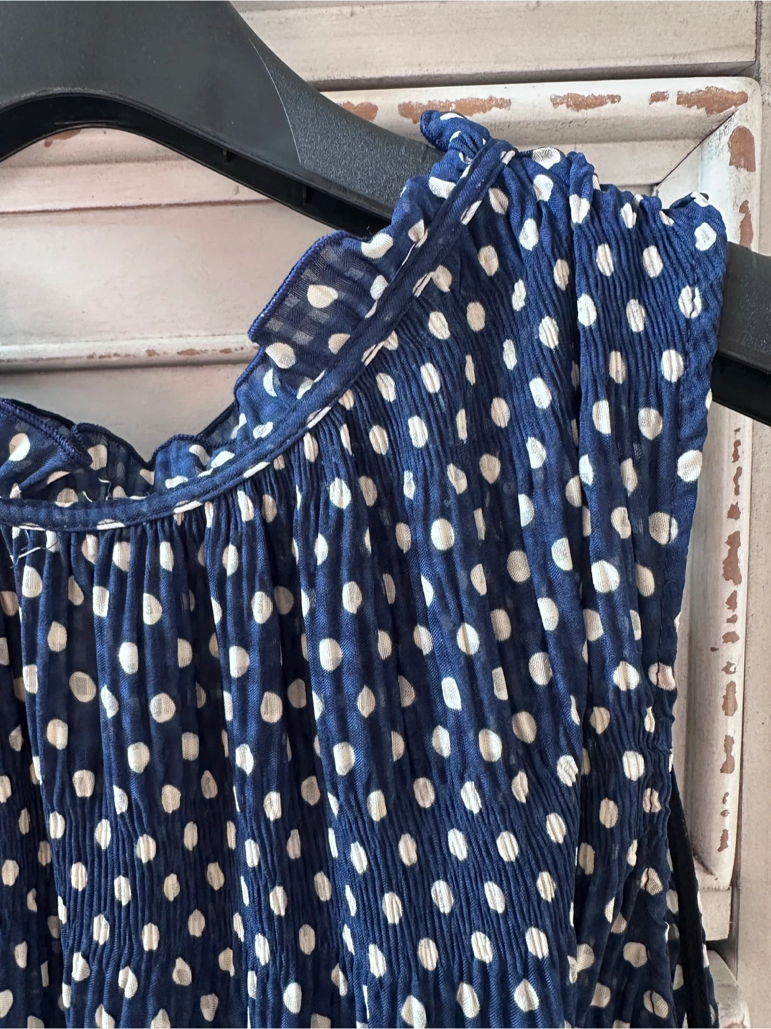Blue and White Polka Dot Sleeveless Blouse - photo 3