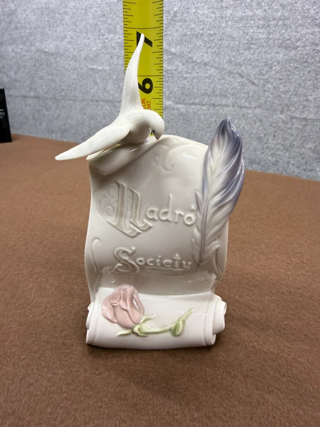 Lladro Society Porcelain Figurine - photo 3