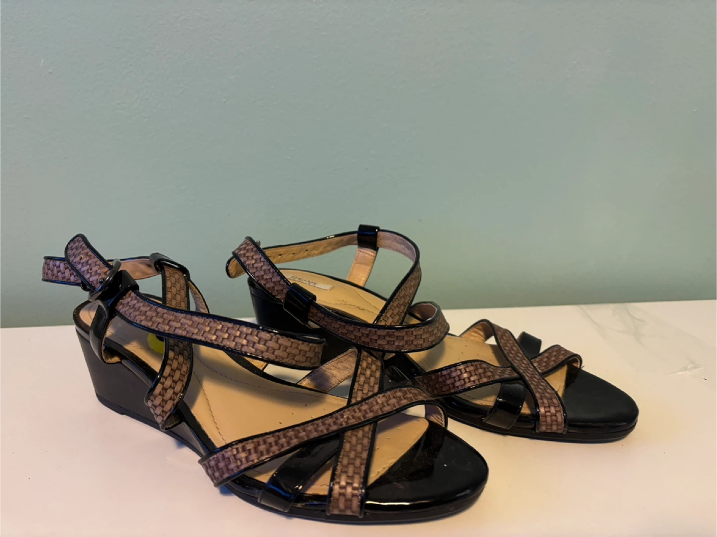 Geox Women's Wedge Sandals Size 9