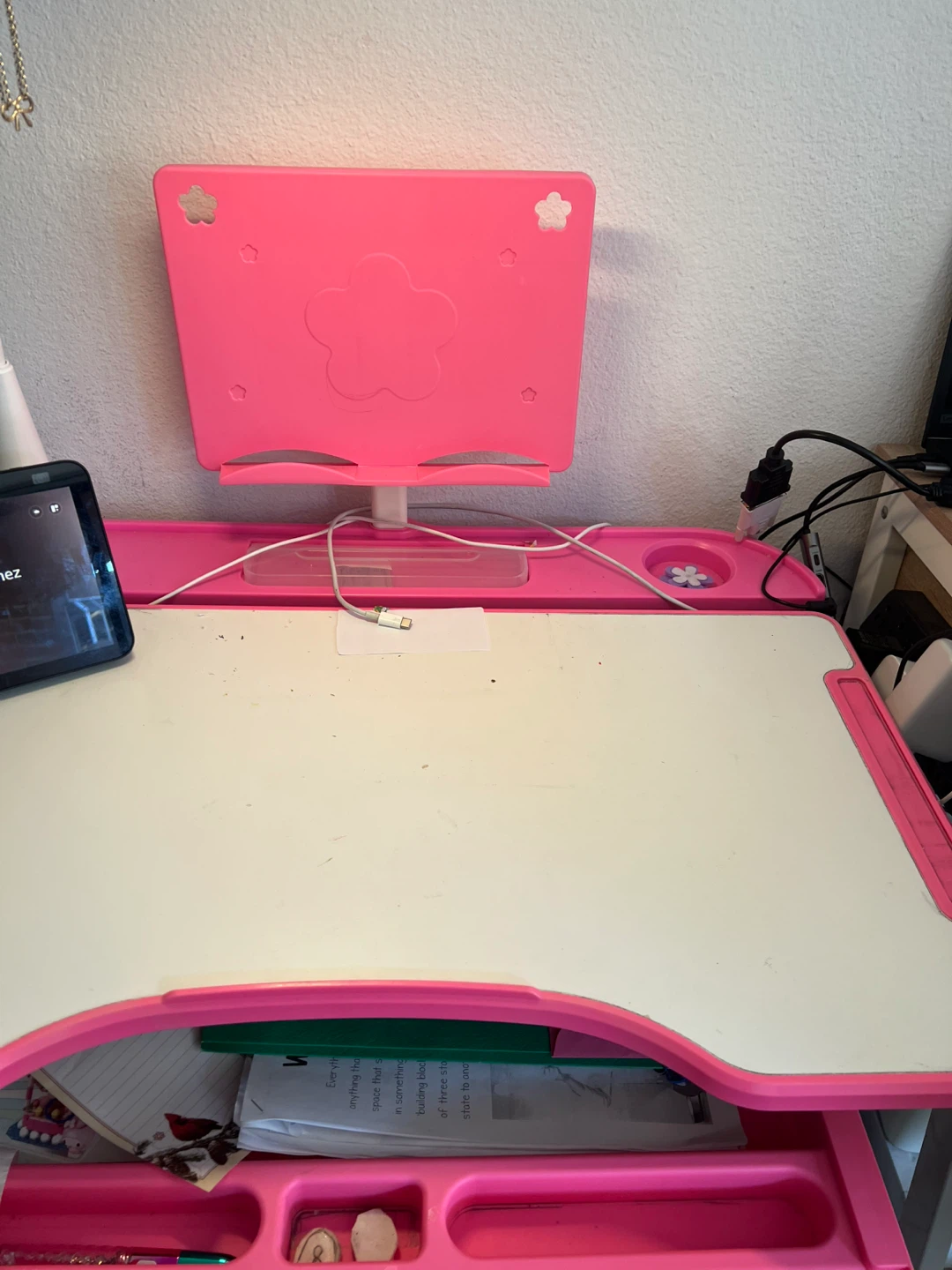 Pink Kids Desk and Chair Set