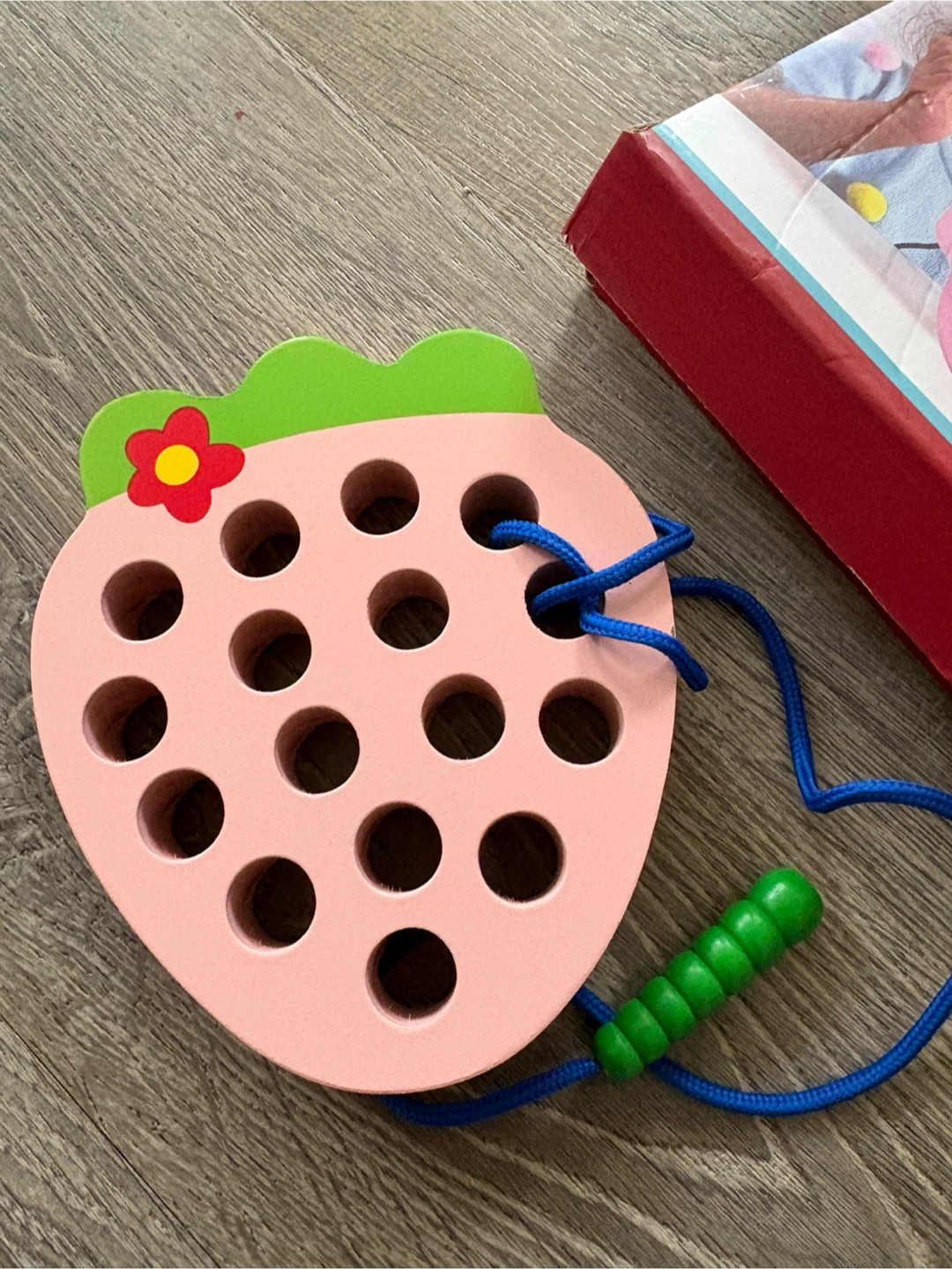 New Montessori Wooden Strawberry Lacing Toy - photo 2