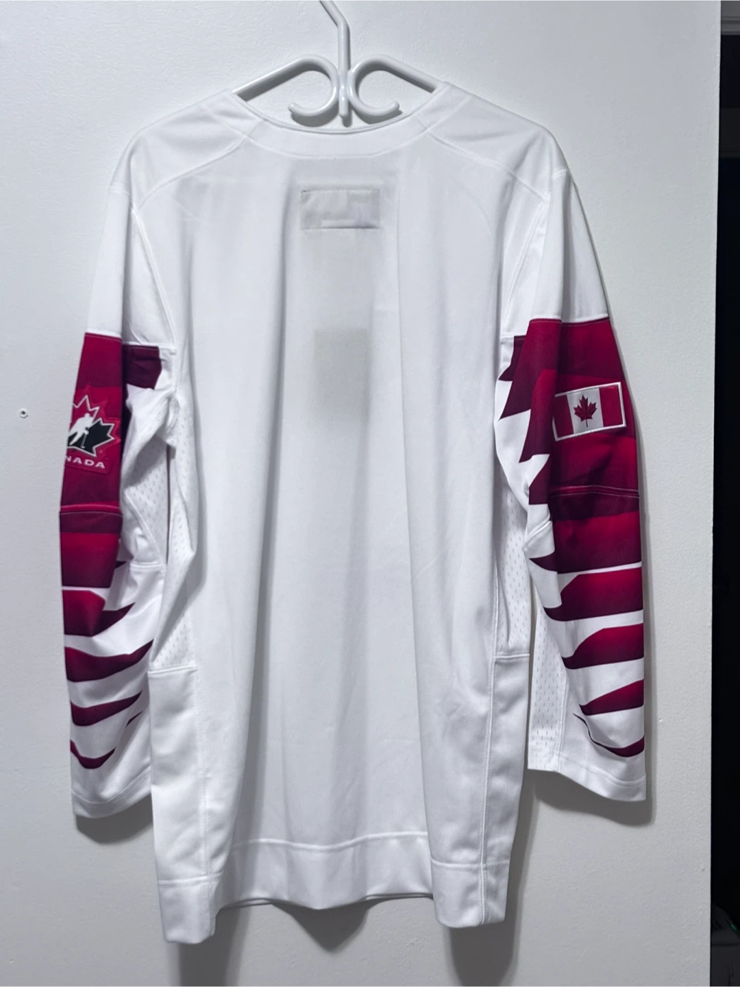 🥕BRAND NEW Nike Team Canada Hockey Jersey - Men's Medium - photo 3