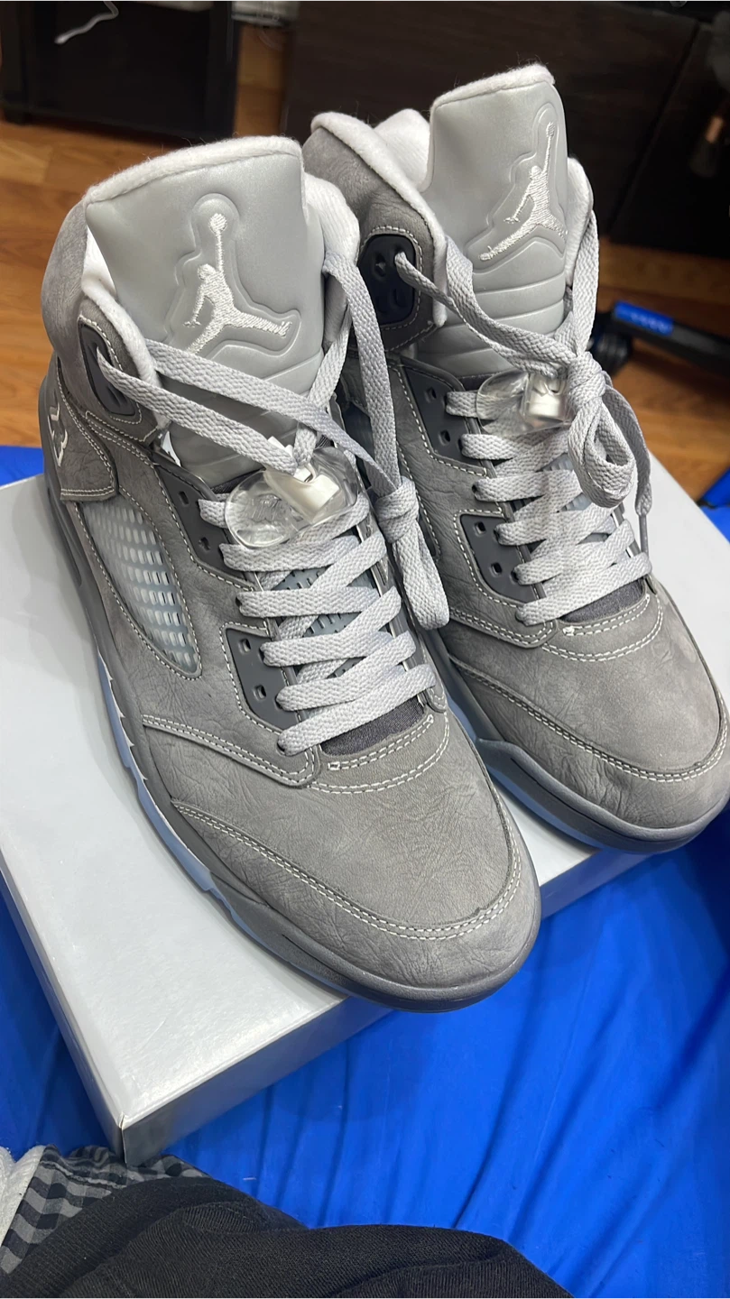 Air Jordan 5 Retro wolf Grey Sneakers