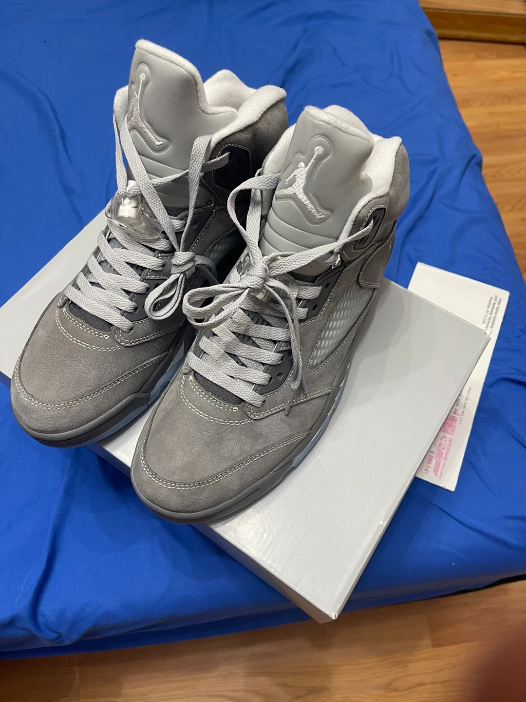 Air Jordan 5 Retro wolf Grey Sneakers - photo 2