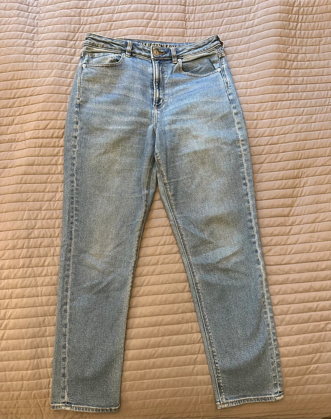 American Eagle Mom Jeans