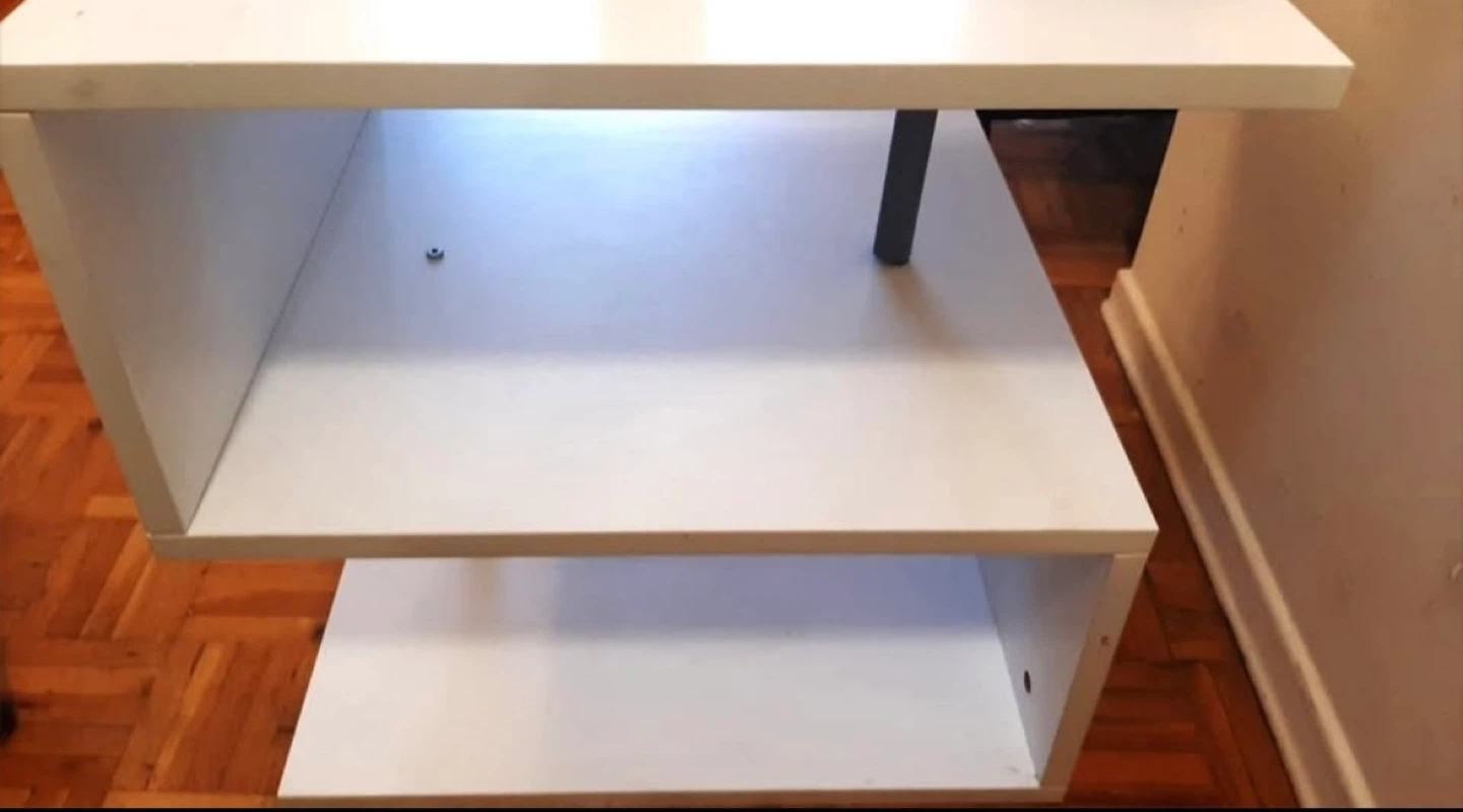 20” Wayfair white modern Coffee/ Side/ End Table - photo 3