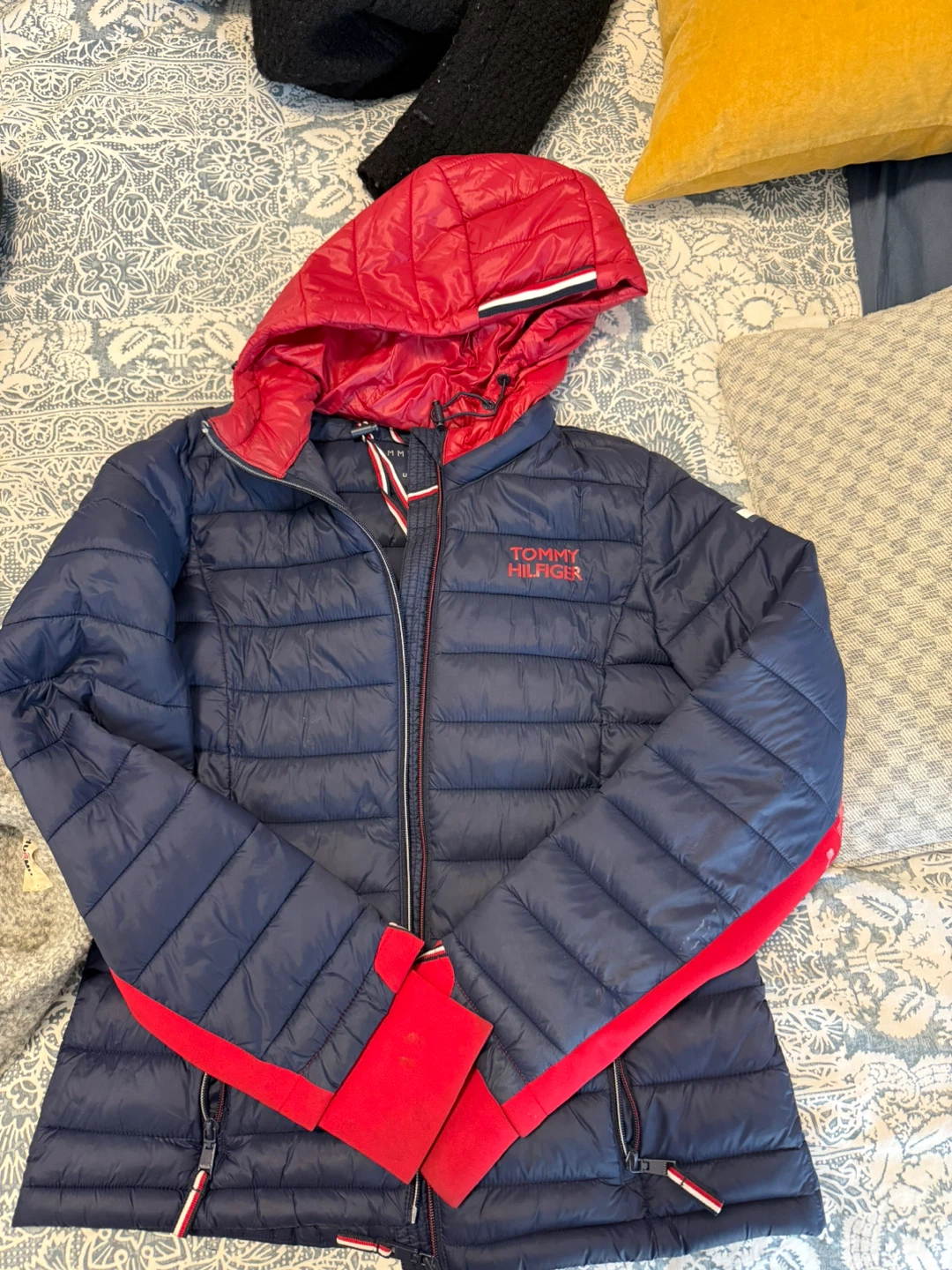 Tommy Hilfiger Puffer Jacket with Hood
