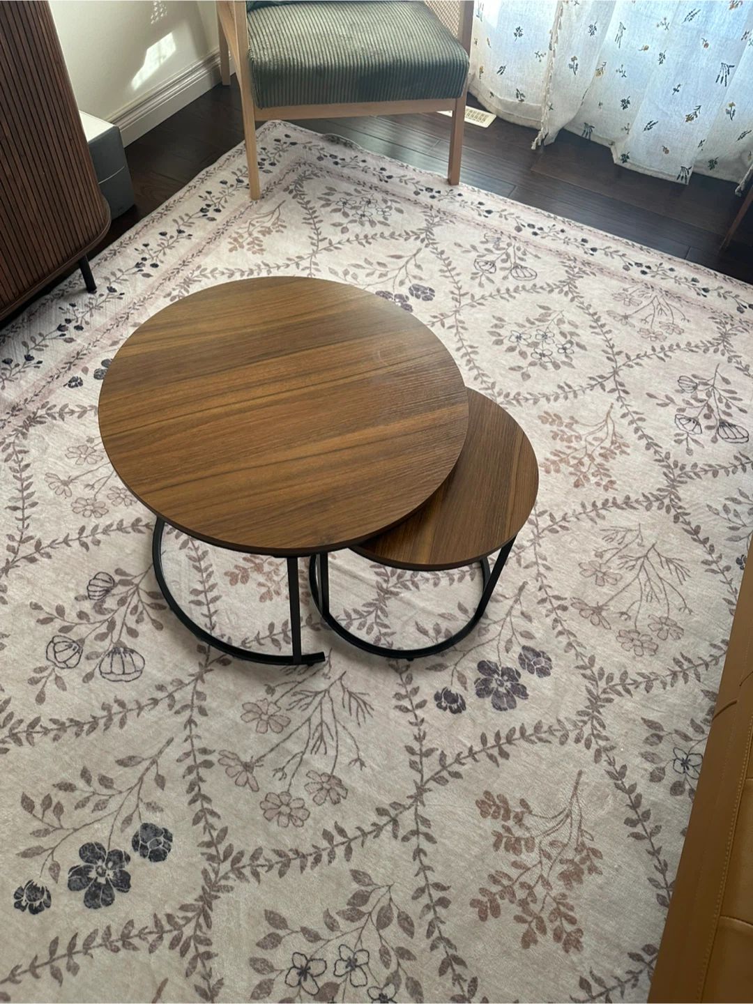 Nesting Round Coffee Tables