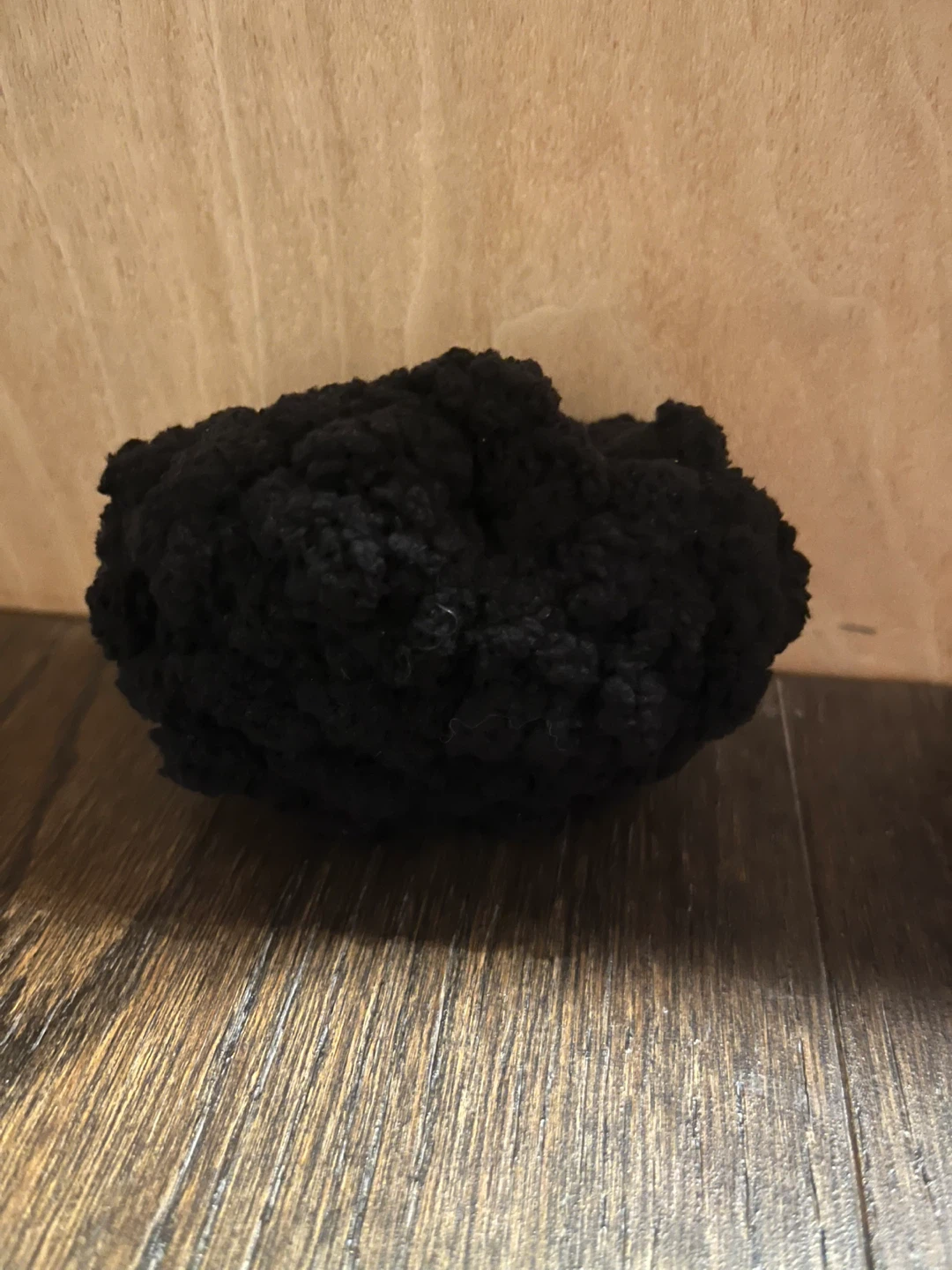 Black lip mask holder (LIP MASK NOT INCLUDED) - photo 2