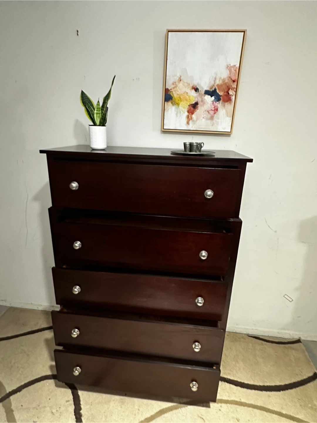 Dark Wood 5-Drawer Dresser