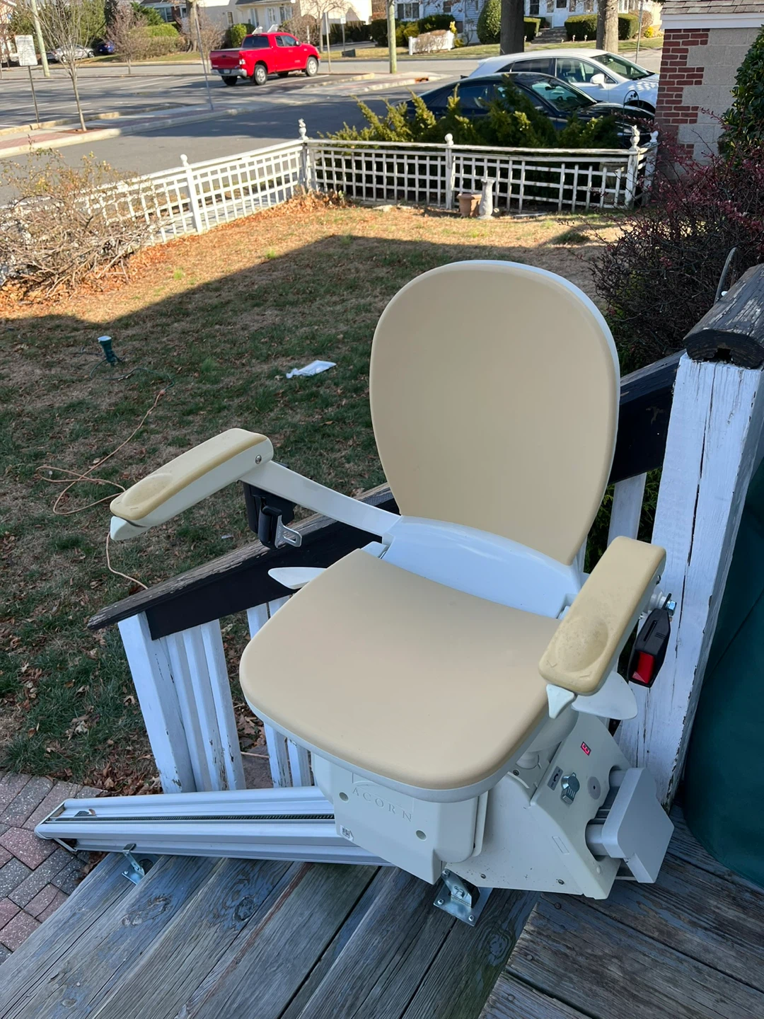 Acorn 130 Straight Stairlift - photo 4