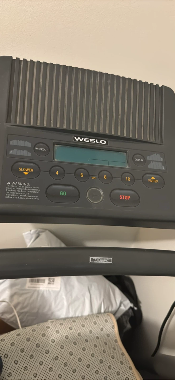 Weslo Treadmill - photo 2