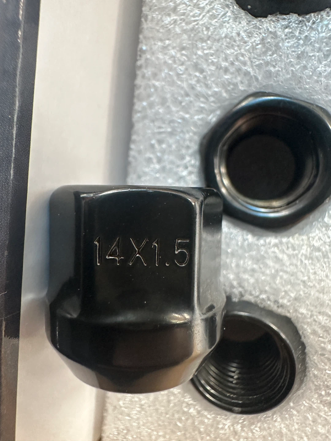 Black 14x1.5 Lug Nuts Set - photo 3