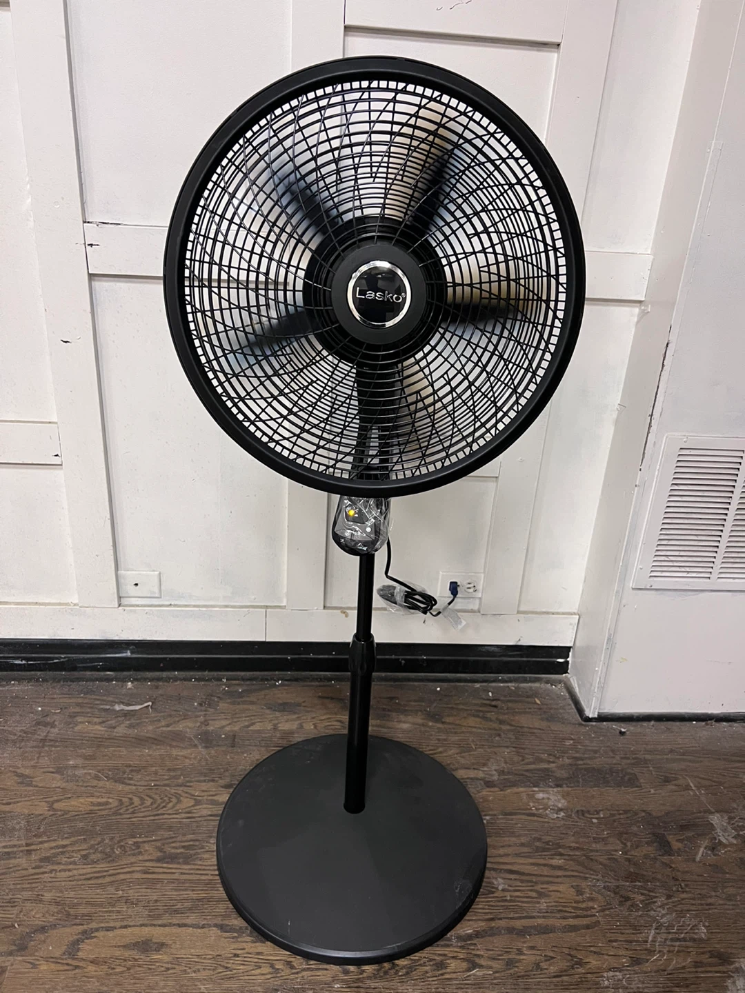 Lasko Pedestal Fan - Black - photo 4